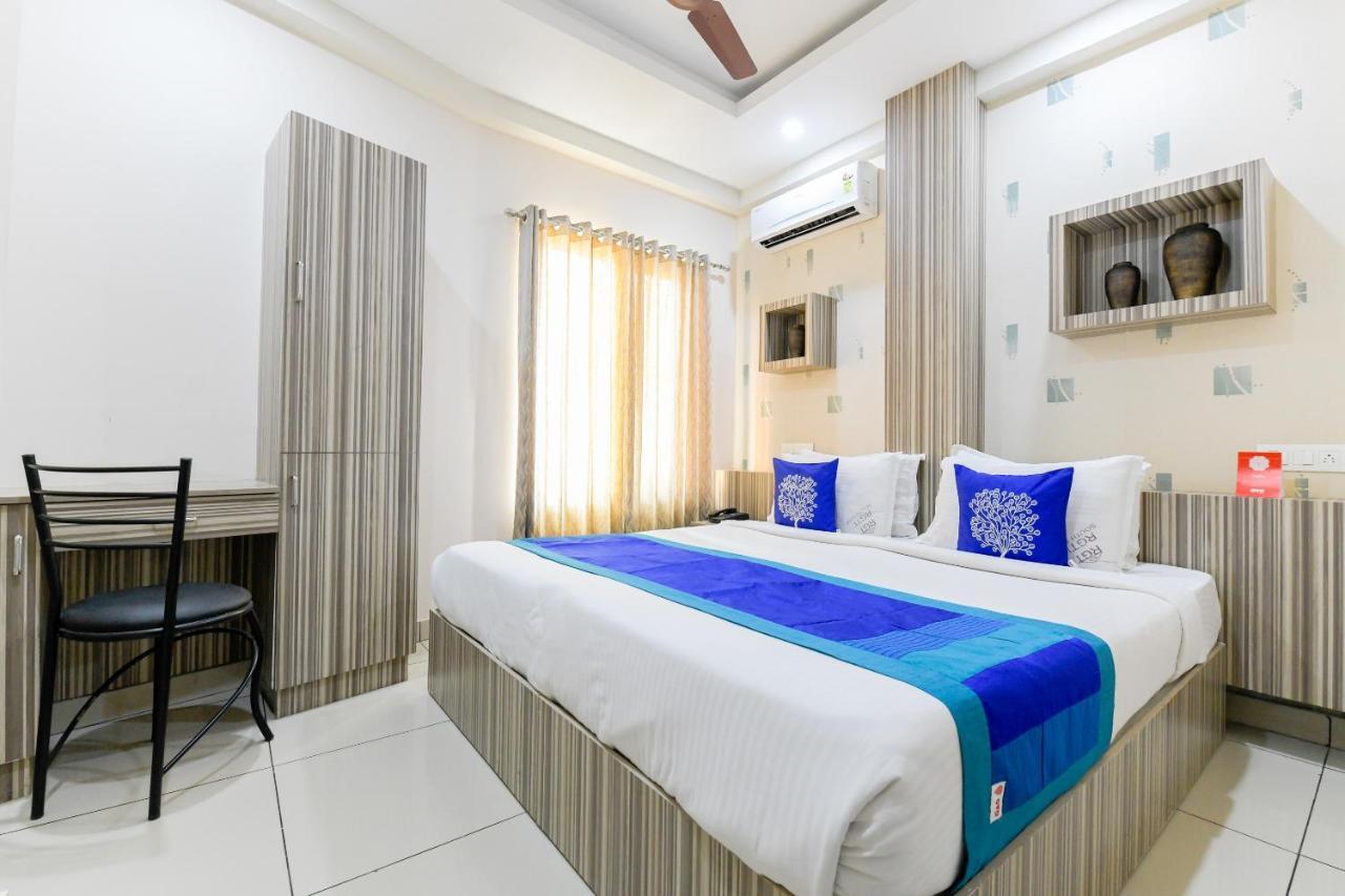 Oyo 7077 Reegate Inn Kochi Exterior photo