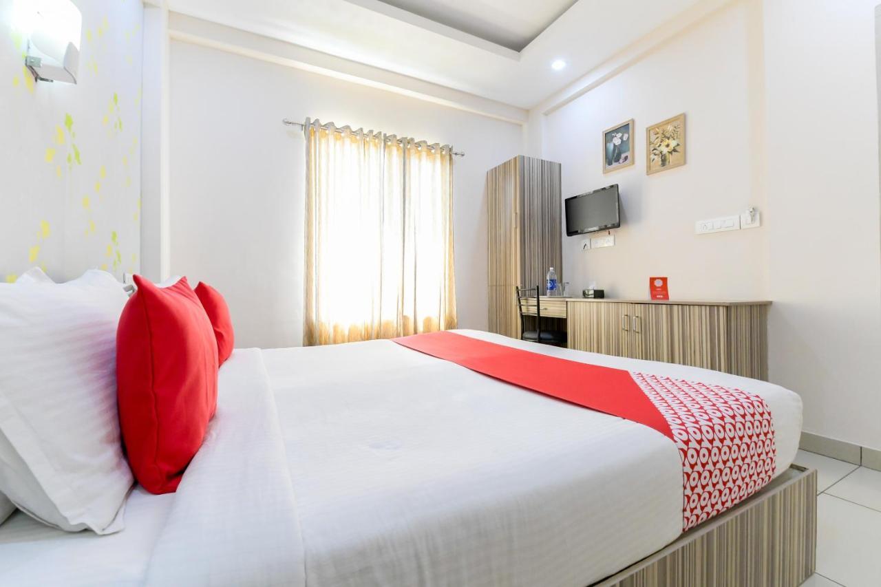 Oyo 7077 Reegate Inn Kochi Exterior photo