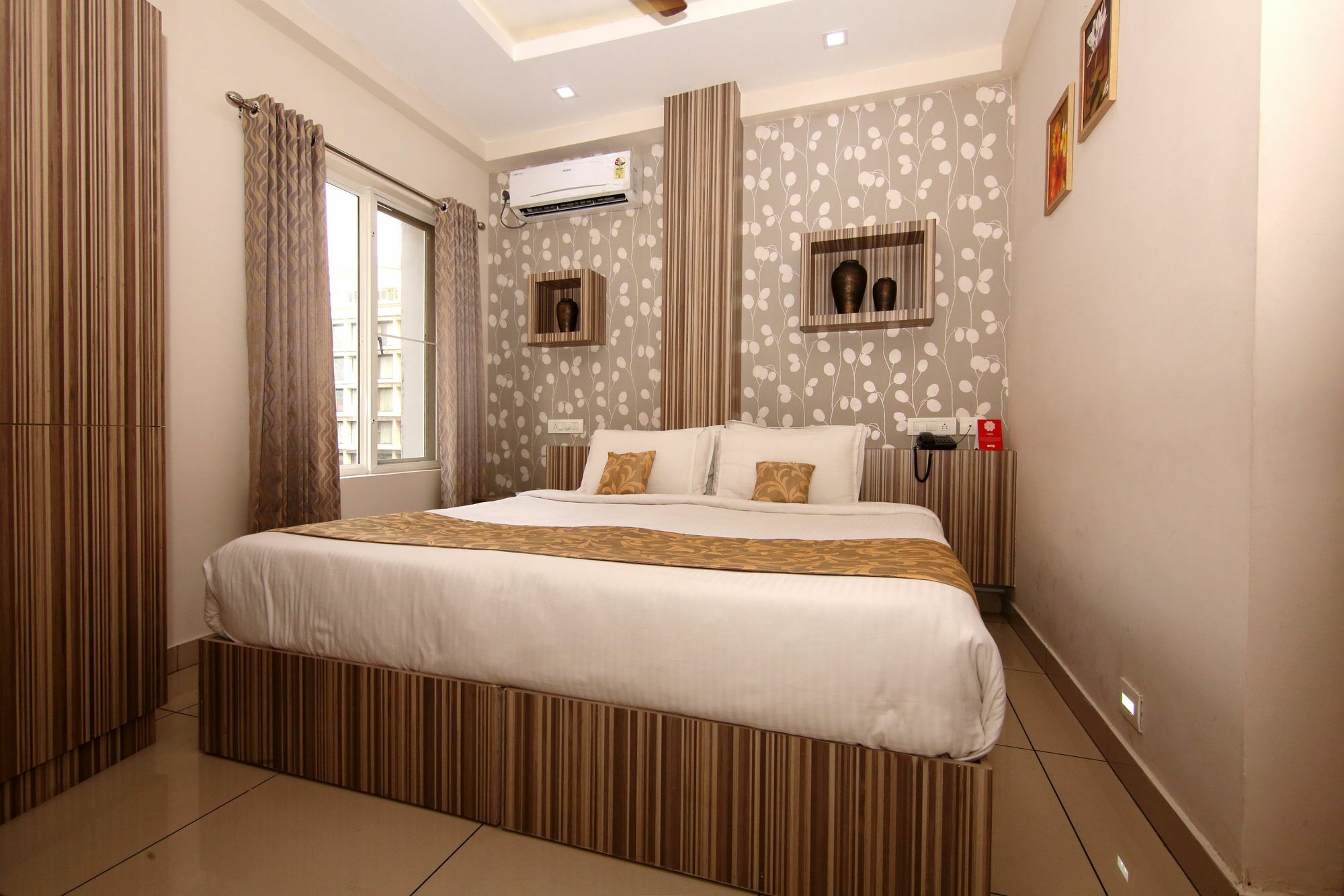 Oyo 7077 Reegate Inn Kochi Exterior photo